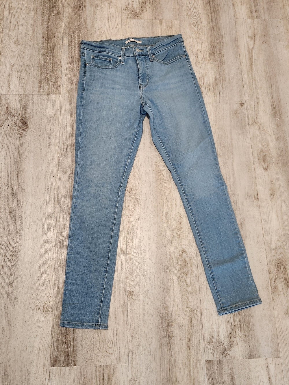 Levi's Light Blue Skinny Jeans - Women's